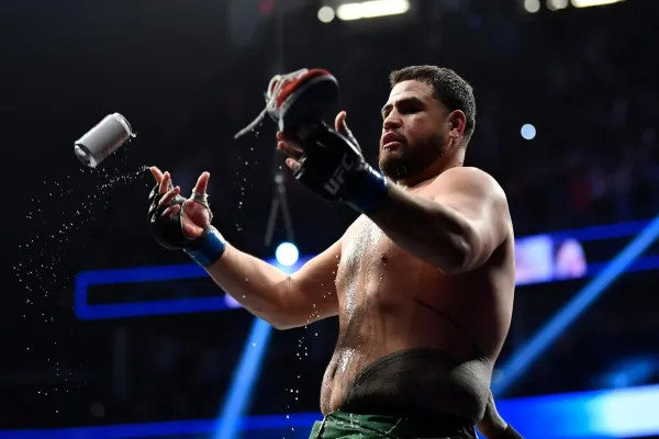 Šestá prohra v řadě. Hromotluk z UFC opět neuspěl