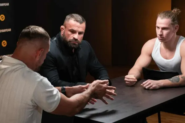 Silná podpora rodiny je pro Tótha motivací. Matka se pro něj ohne, otec mu věří