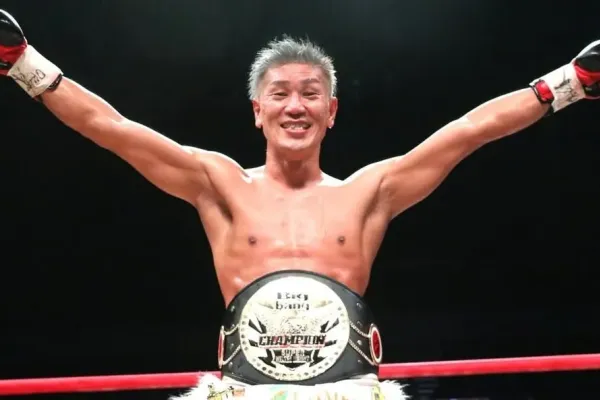 Sivák a Kido se konečně potkali. Japonec rozdával úsměvy, Bad Boy vytasil opačný styl