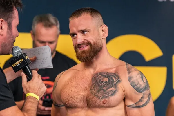 Šlágr pro O2 arenu, Kincl má zápas. Může přijít čas zúčtování