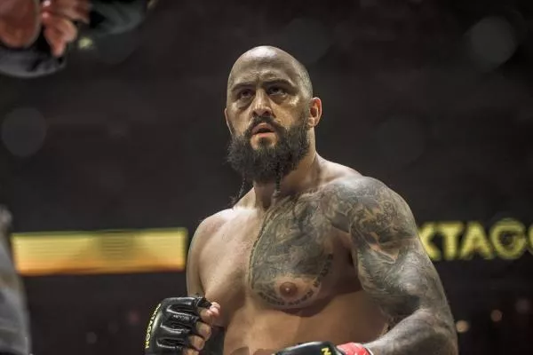 Slovák jde mezi žraloky, zažije extrémní tlak. Jak vzpomíná na draft UFC česká těžká váha?