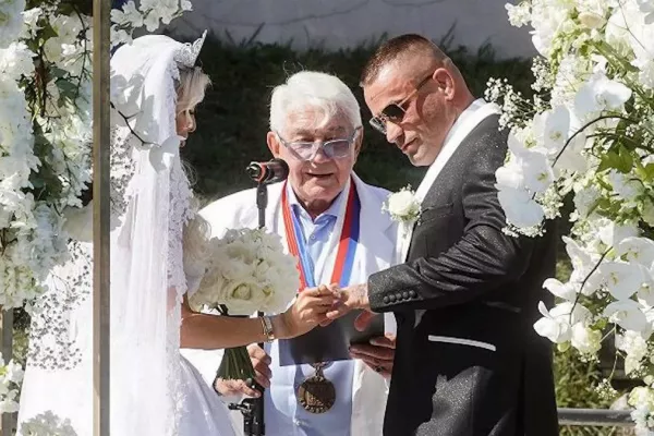 Svatba šampiona Oktagonu. Zápasník Vémola se oženil