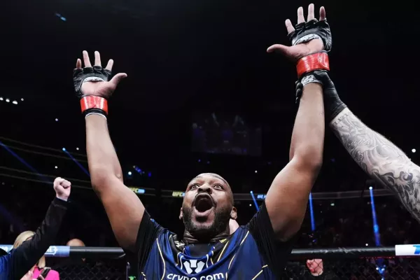 Světoznámý novinář v nepřízni UFC. Jsi jen podrazák a mluvka, pálí do něj hvězdný šampion