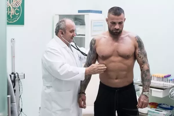 Terminátor stále marodí, odveta s Kinclem se vzdaluje