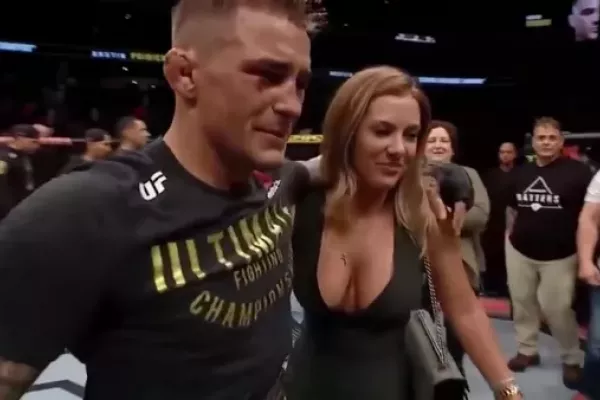 Tvoje žena je d*vka s umělými kozami, pustil se Colby do falešníka Poiriera