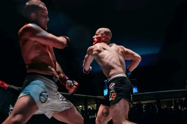 Tvrdé KO v den narozenin. Zuby letěly ven, emoce a vítězný řev