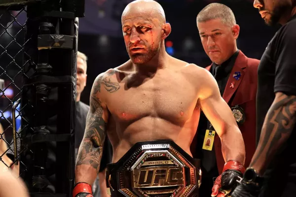 UFC je k smíchu a okrádá šampiona Alexandera Volkanovskiho?!