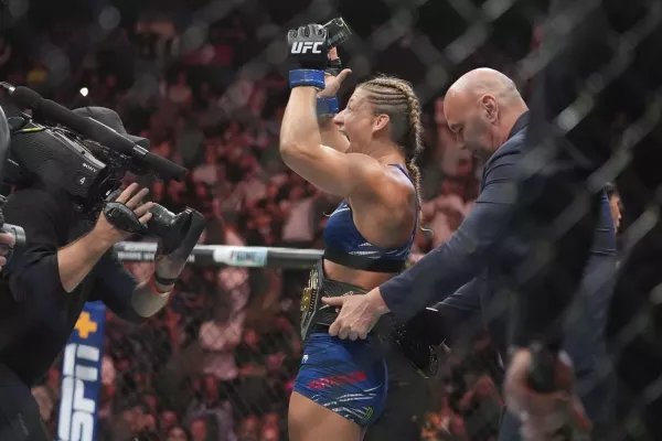 UFC má novou královnu. Ta objala šéfa, pak vyzvala legendu
