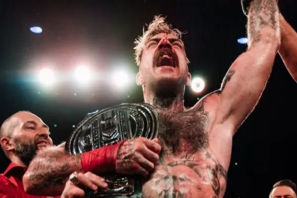 Uragán v ringu i v oslavách. Klobouk dolů, dočkal se uznání český šampion BKFC