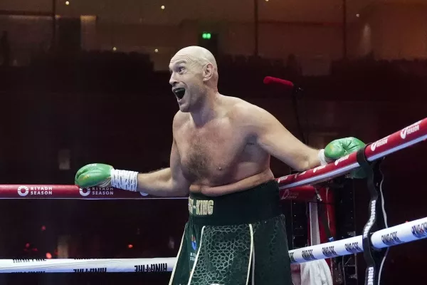 V důchodu dlouho nevydržel. Fury se vrací. Šokující, baví se fanoušci
