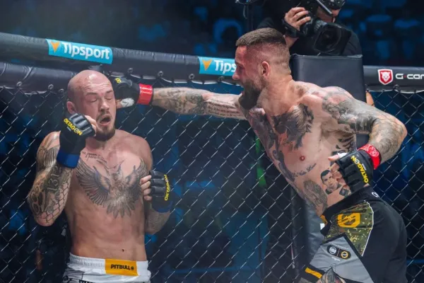 Válečník Čepo roztočil kolotoč a petardy lítaly. KO padlo hned v prvním kole