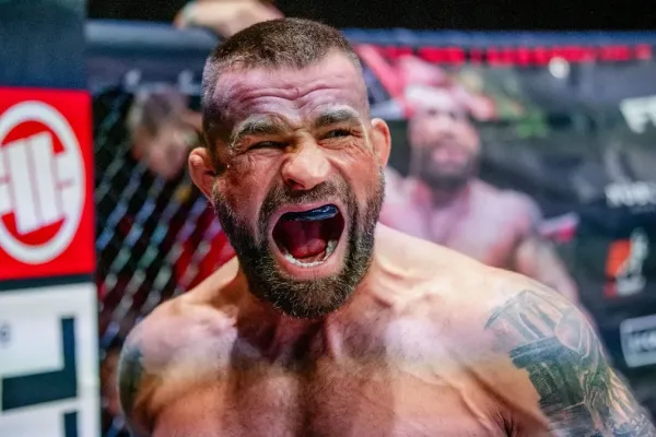 Vémola zavřel dveře souboji legend. Už je na to pozdě, povzdechl si