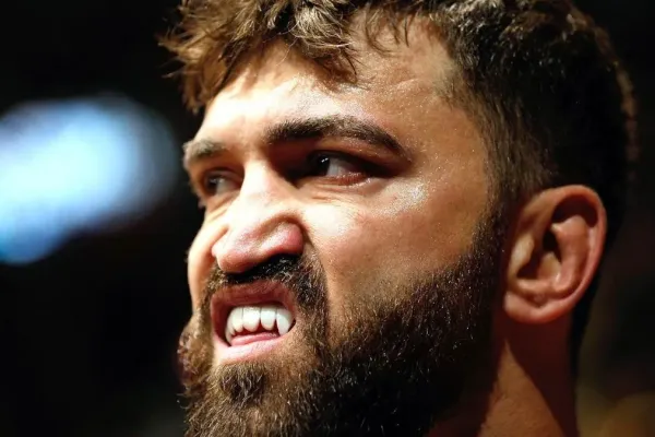 Veterán UFC se dostal do rvačky na eventu Joshua vs. Paul