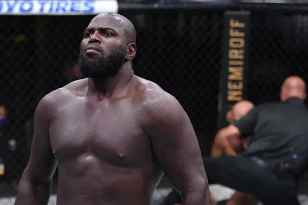 Veterán UFC zatčen. Několikrát udeřil ženu a pak ji i pokousal