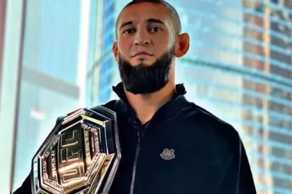 Všichni přeci víte, že jenom já jsem pravý šampion, vyhlásil Chimaev. Konkurence? Žádná není, všichni se bojí